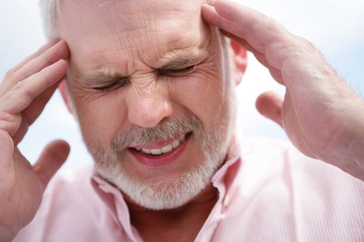 Helminth infection can provoke the appearance of headaches